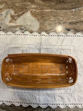 Longaberger woven basket perfect for dinner table, excellent condition